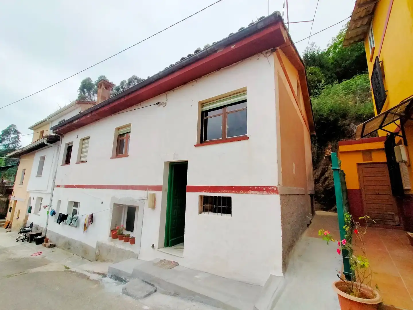 Außenansicht von Country house zum Verkauf in Pravia mit Heizung und Abstellraum