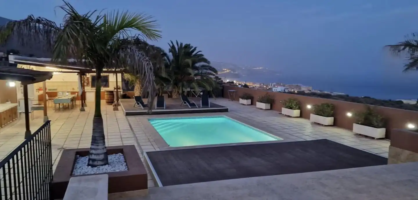 Piscina de Casa o chalet en venta en Candelaria con Jardín privado, Terraza y Piscina