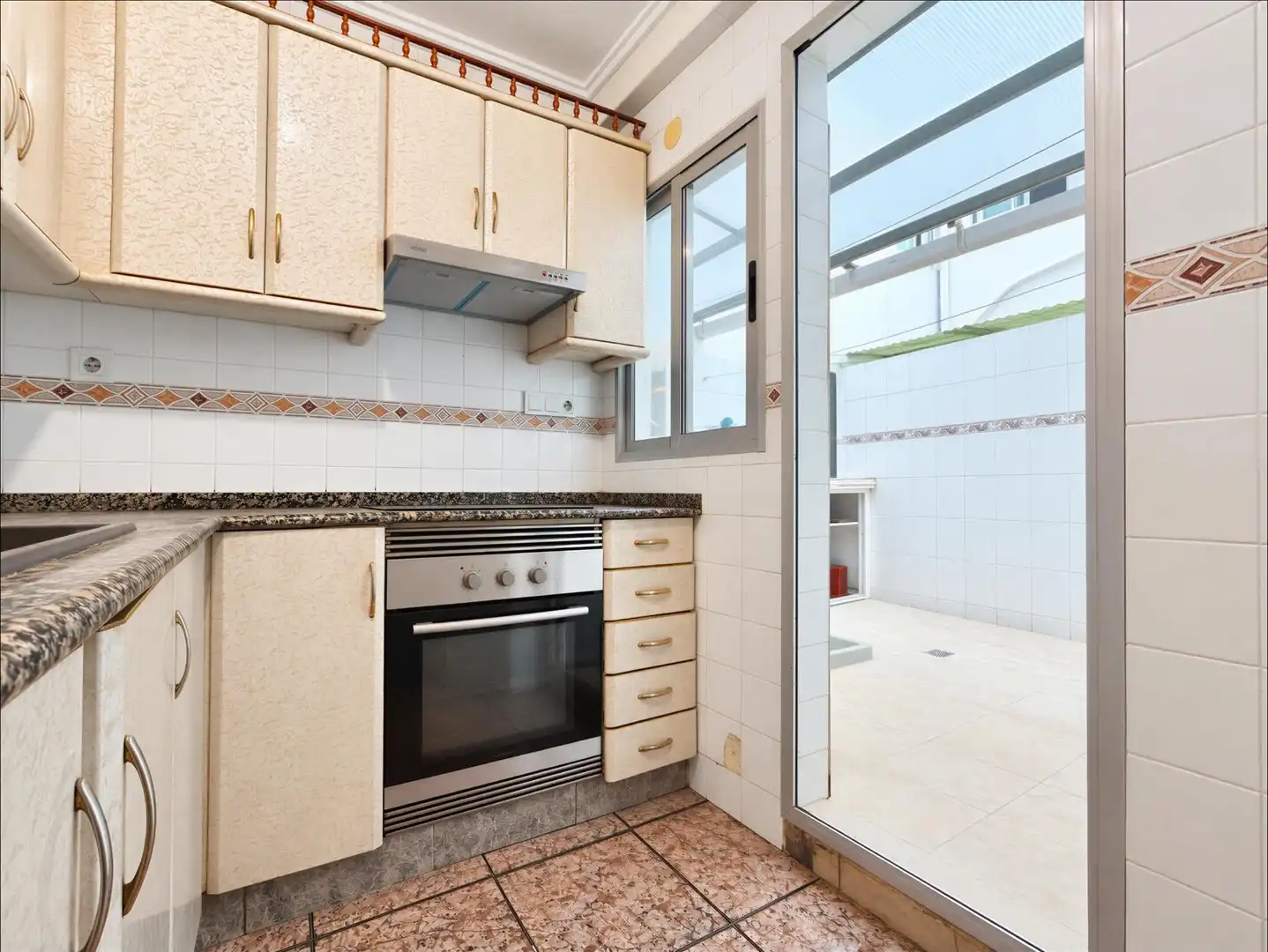 Erdgeschosswohnung mit Aufzug zum Verkauf in Casco Antiguo, imagen 18
