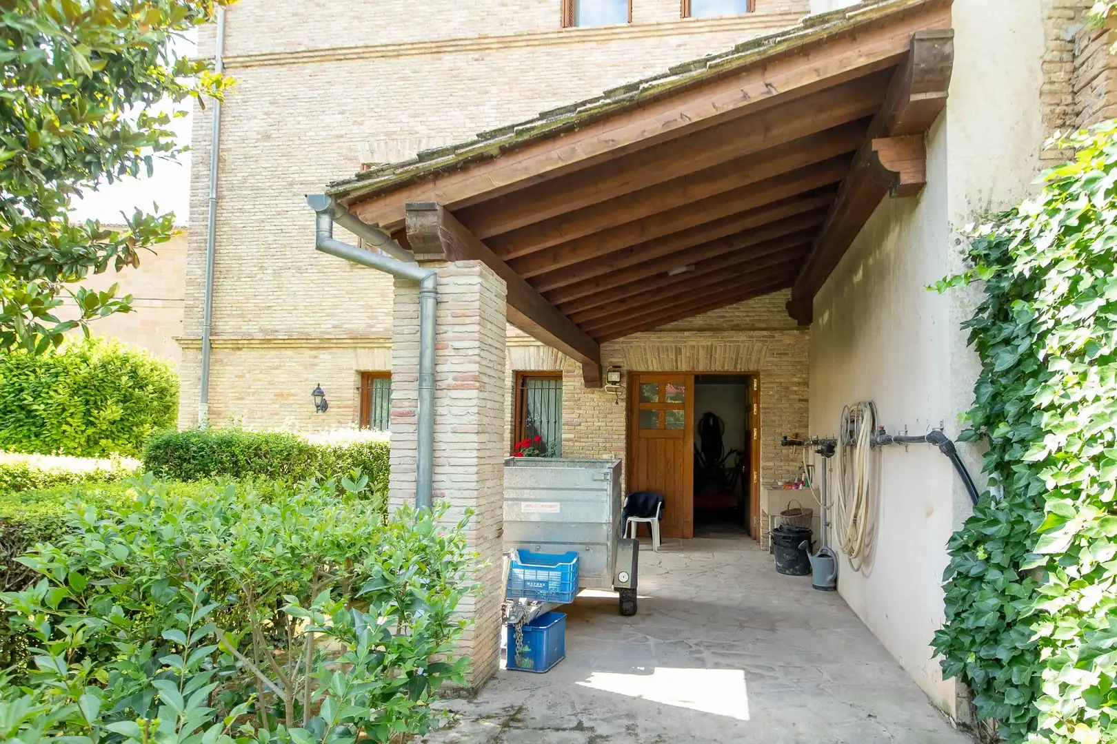Casa o chalet en venta en Puente la Reina / Gares con Calefacción, Jardín privado y Trastero