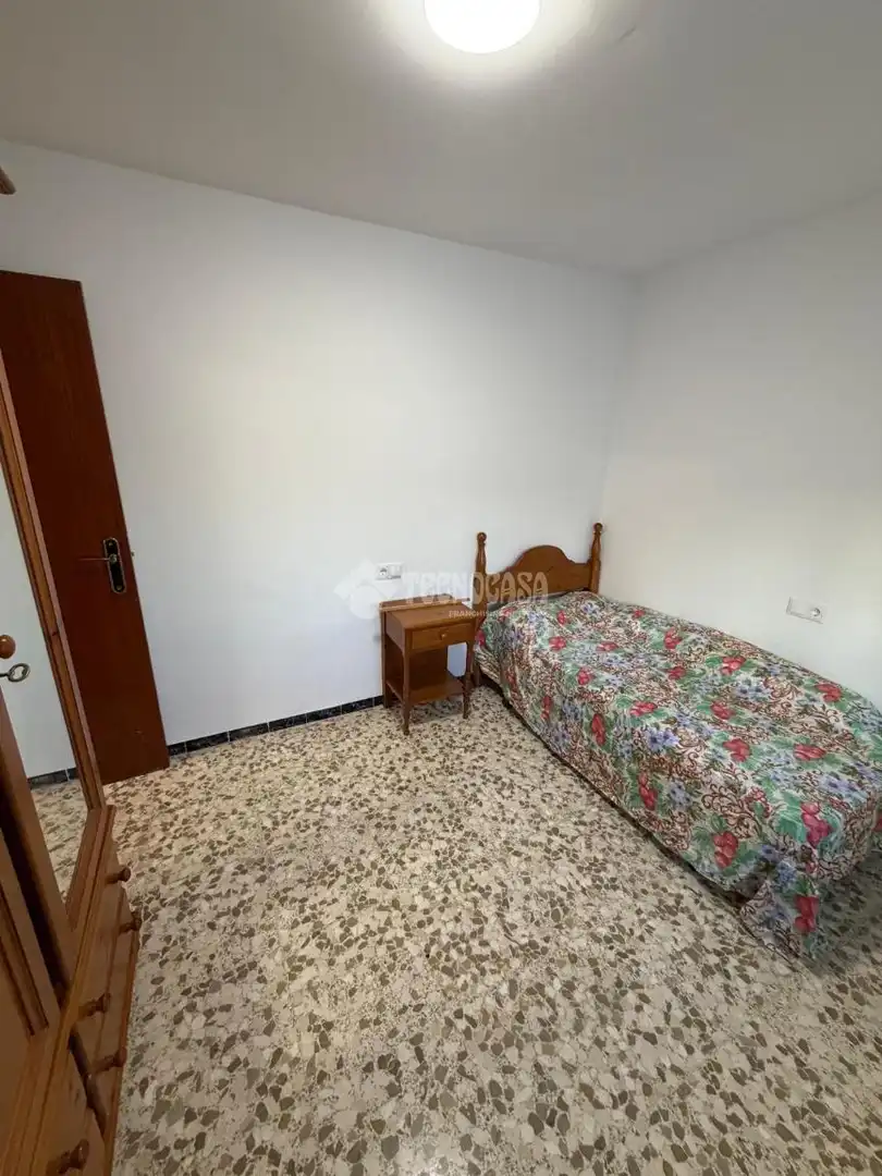 Bedroom of Flat for rent in Sevilla  with Terrace