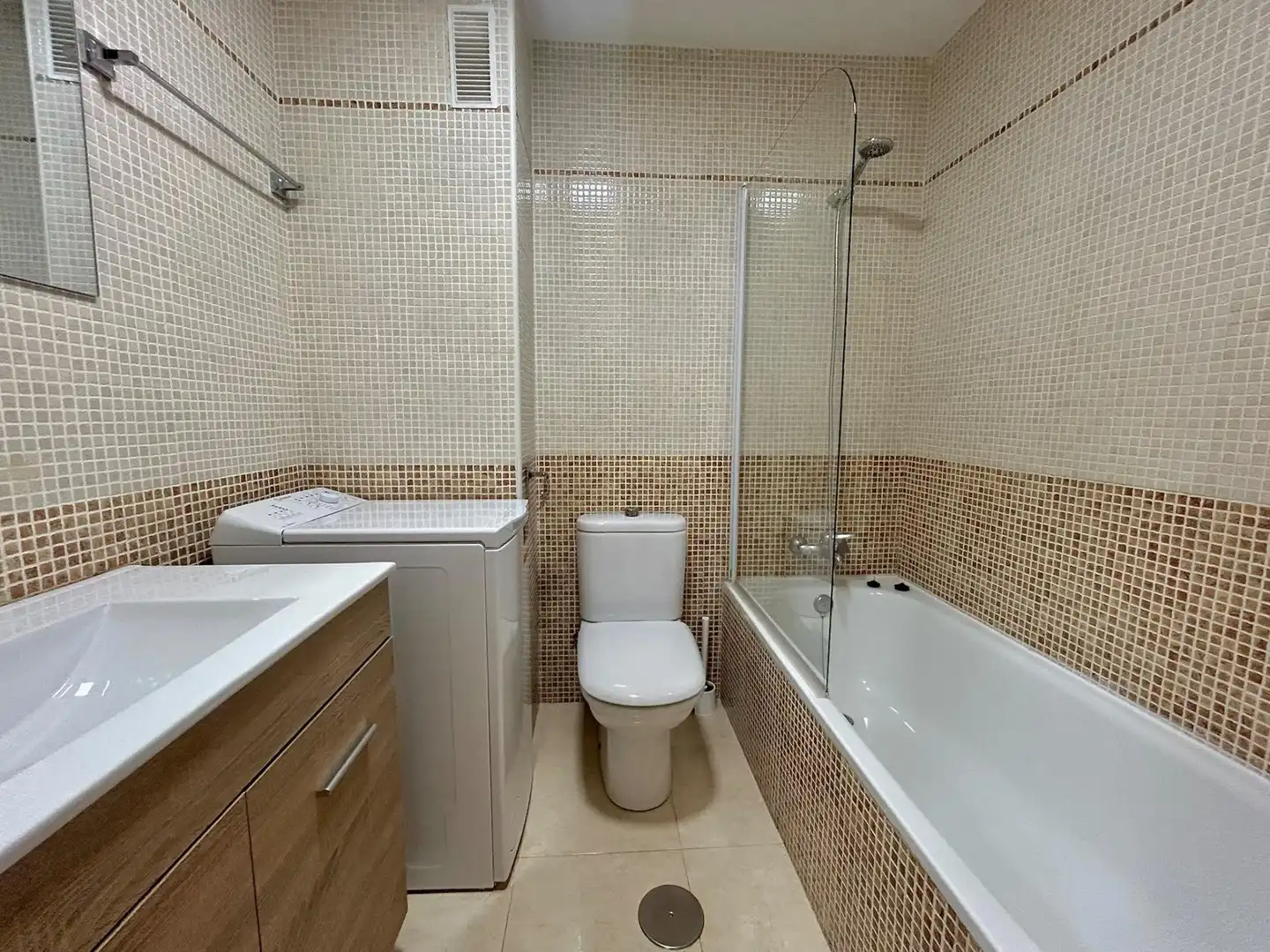 Appartamento con terrazza in vendita a Calle Calle de las Higueras, 95, imagen 35