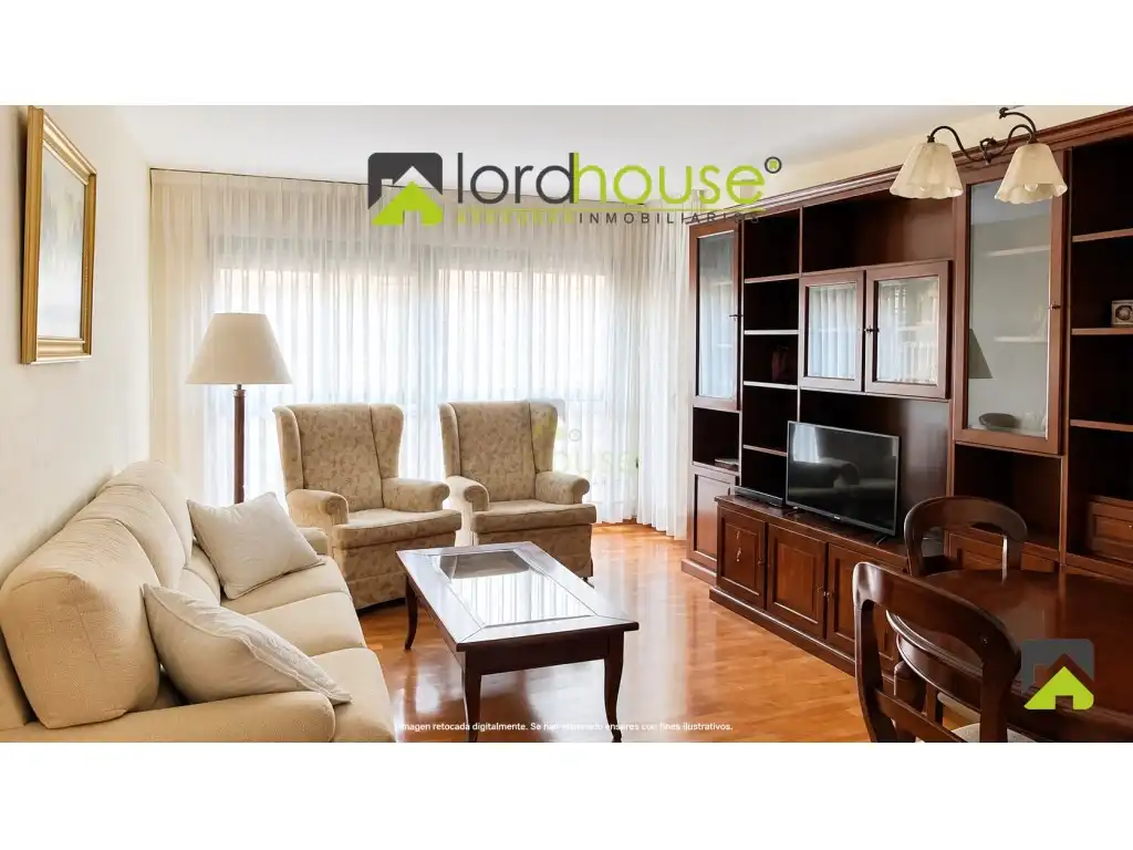 Piso con ascensor en venta en Calle Carmen Ayala Gabarron