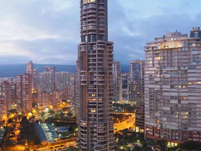 Vista exterior de Apartament en venda en Benidorm amb Aire condicionat, Calefacció i Parquet