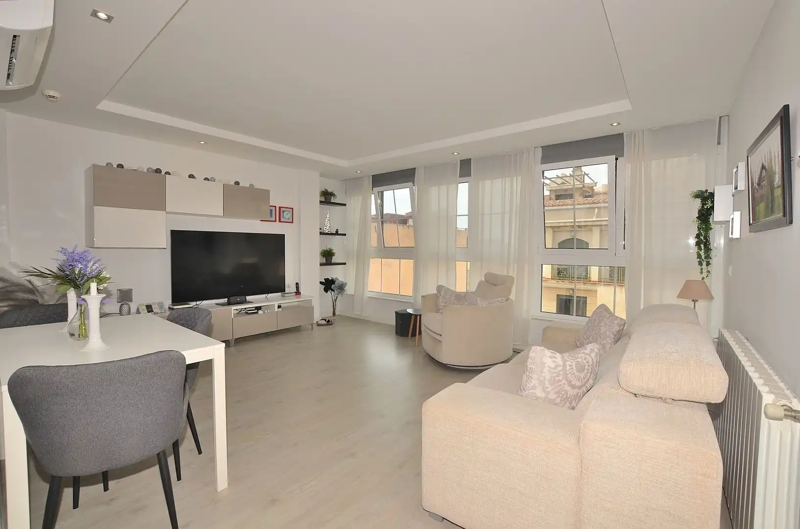 Ático con ascensor en venta en Avenida Blas Infante
