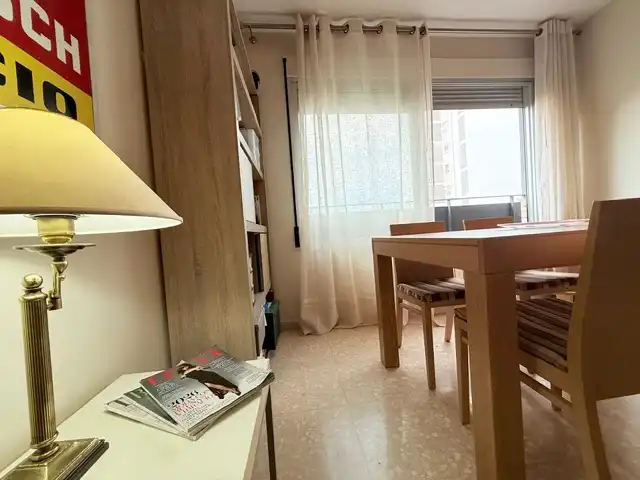 Comedor de Piso en venta en Castellón de la Plana / Castelló de la Plana con Calefacción y Trastero