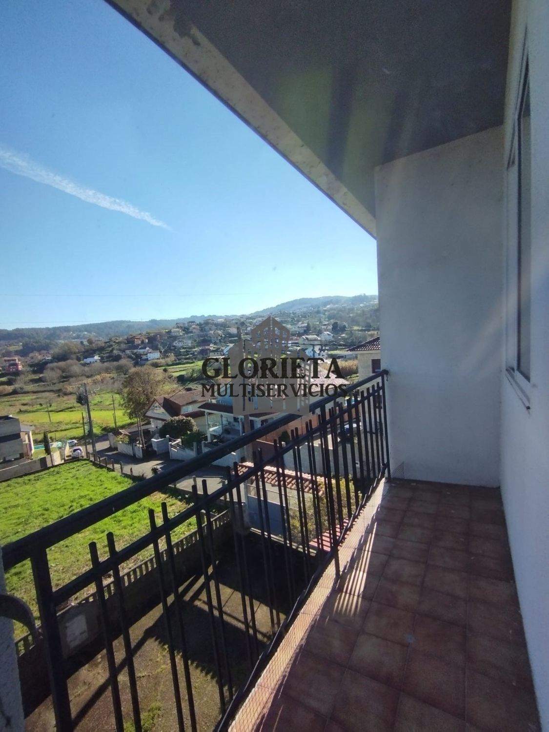 Vista exterior de Casa o chalet en venta en Vigo  con Calefacción, Terraza y Horno