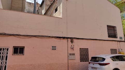 Foto 2 de Casa adosada en venta en Calle Corredera, Almansa, Albacete