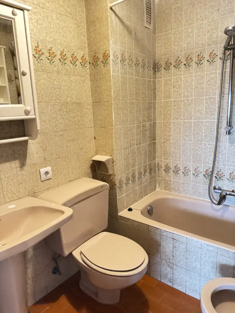 Baño de Piso en venta en Castrillón con Calefacción, Parquet y Terraza