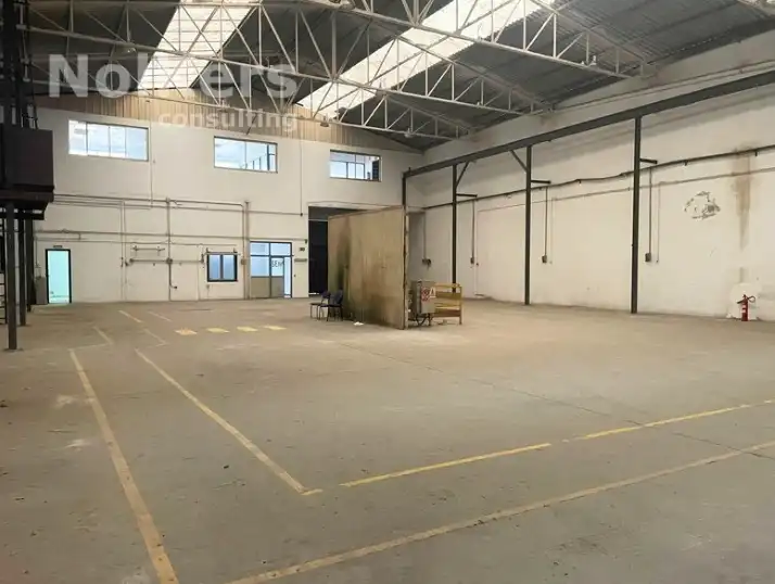 Nau industrial de lloguer a Travessía Prat de la Riba, imagen 2