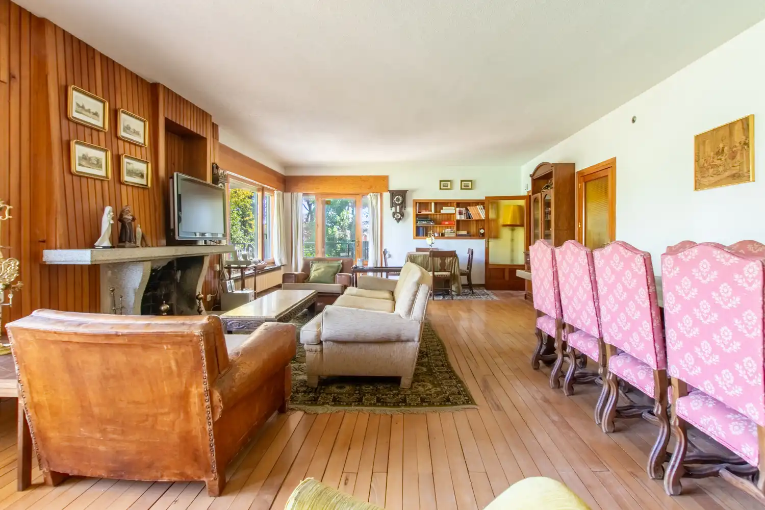 Sala d'estar de Casa o xalet en venda en Galapagar amb Aire condicionat, Calefacció i Jardí privat