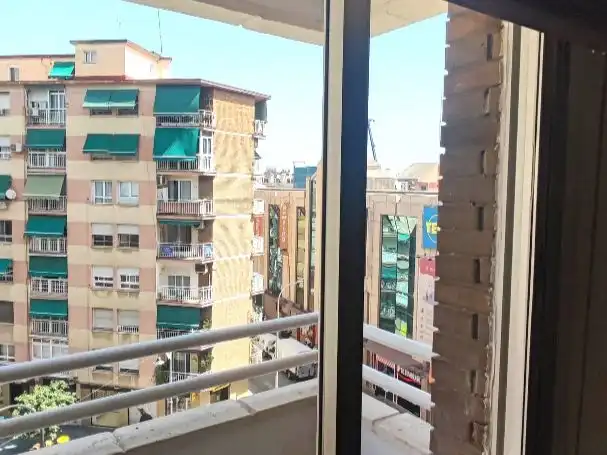 Terrasse von Büro zur Miete in Málaga mit Klimaanlage, Heizung und Möbliert