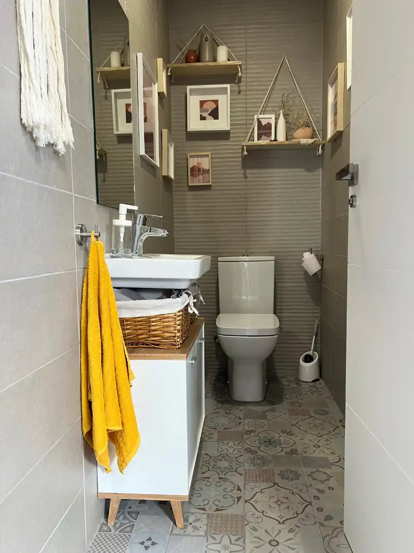 Baño de Casa adosada en venta en Villalbilla con Aire acondicionado, Calefacción y Jardín privado