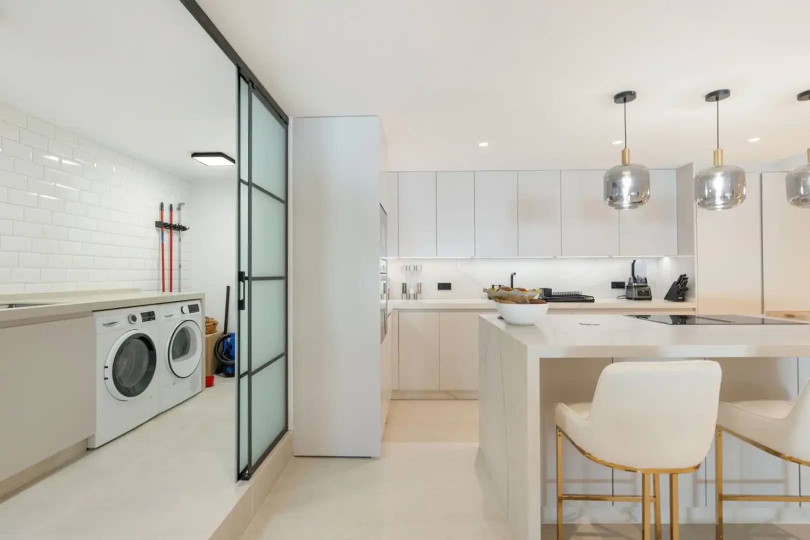 Cocina de Apartamento en venta en Marbella con Aire acondicionado, Terraza y Trastero