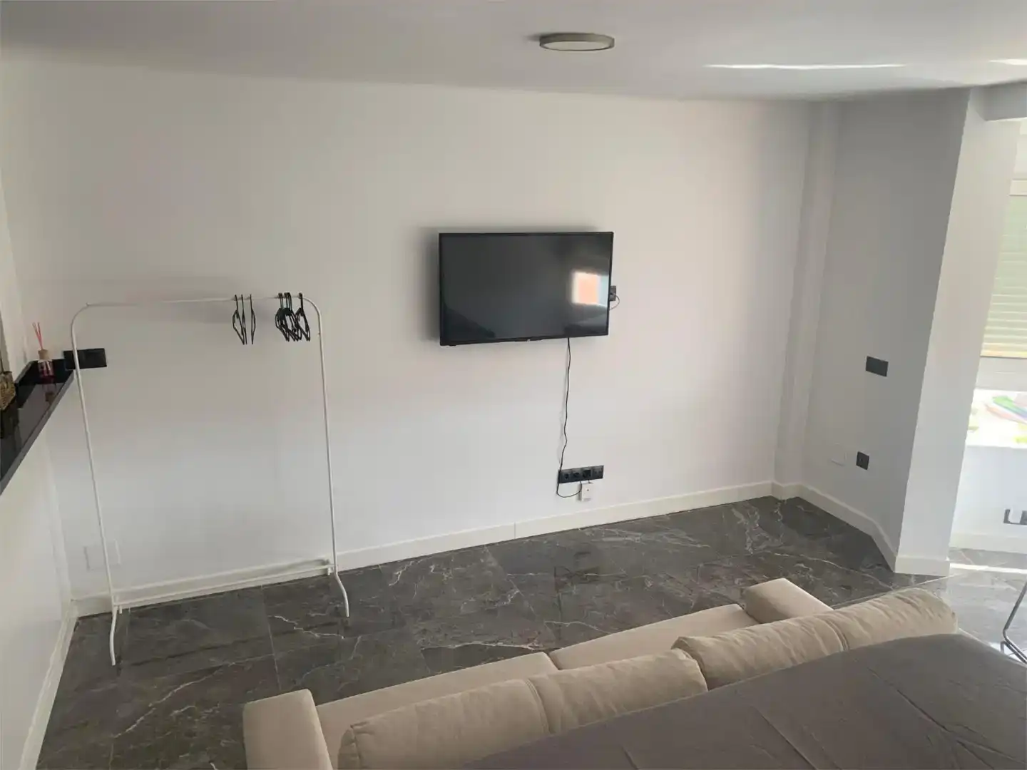Sala d'estar de Pis en venda en Algarrobo amb Aire condicionat