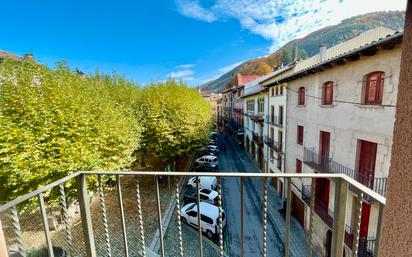 Exterior view of Duplex for sale in Camprodon  with Heating, Parquet flooring and Furnished