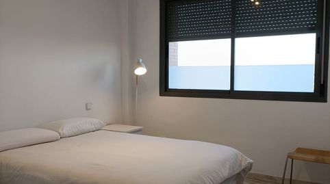 Foto 3 de Apartament de lloguer a Calle Avicena, Doctor Barraquer - G. Renfe - Policlínico, Sevilla Capital
