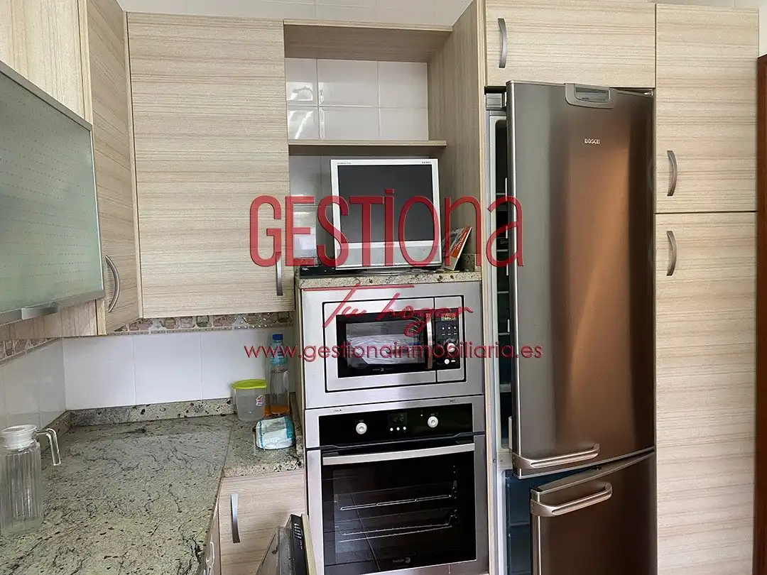 Cocina de Casa adosada en venta en Bareyo con Calefacción, Jardín privado y Piscina