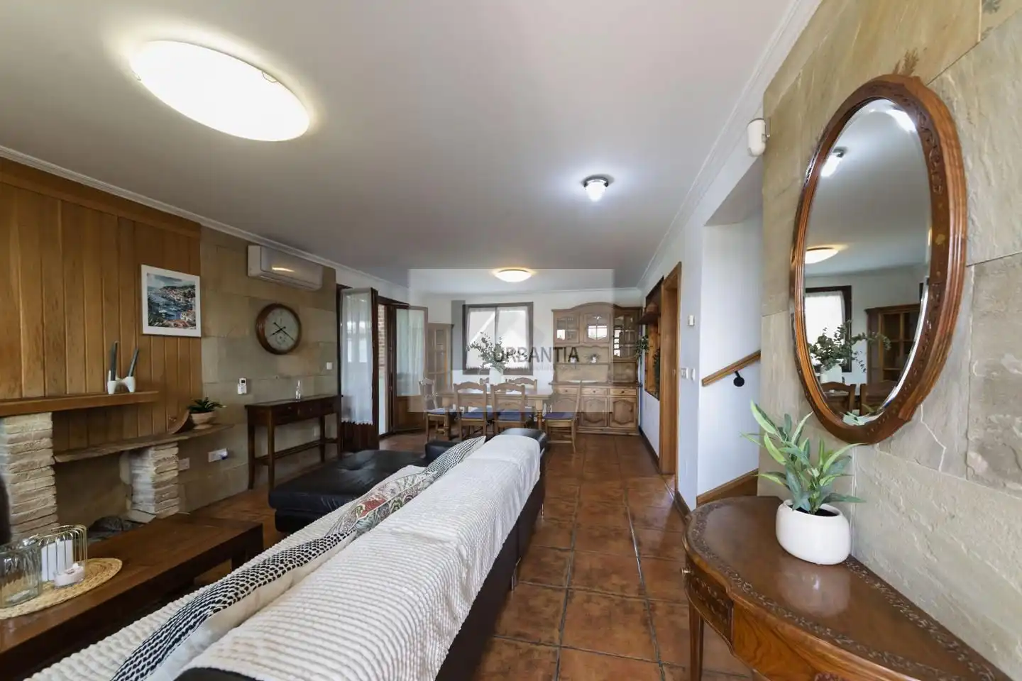 Sala d'estar de Casa o xalet en venda en Olóriz / Oloritz amb Aire condicionat, Calefacció i Jardí privat