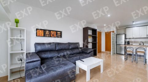 Foto 2 de Piso en venta en Calle Victoria Angeles(r), El Puerto - Romanilla, Roquetas de Mar