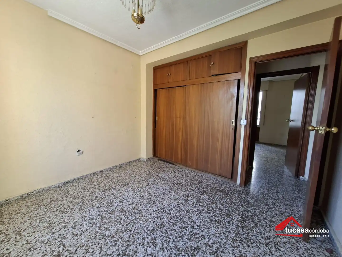 Flat for sale in Huerta de la Reina - Trassierra