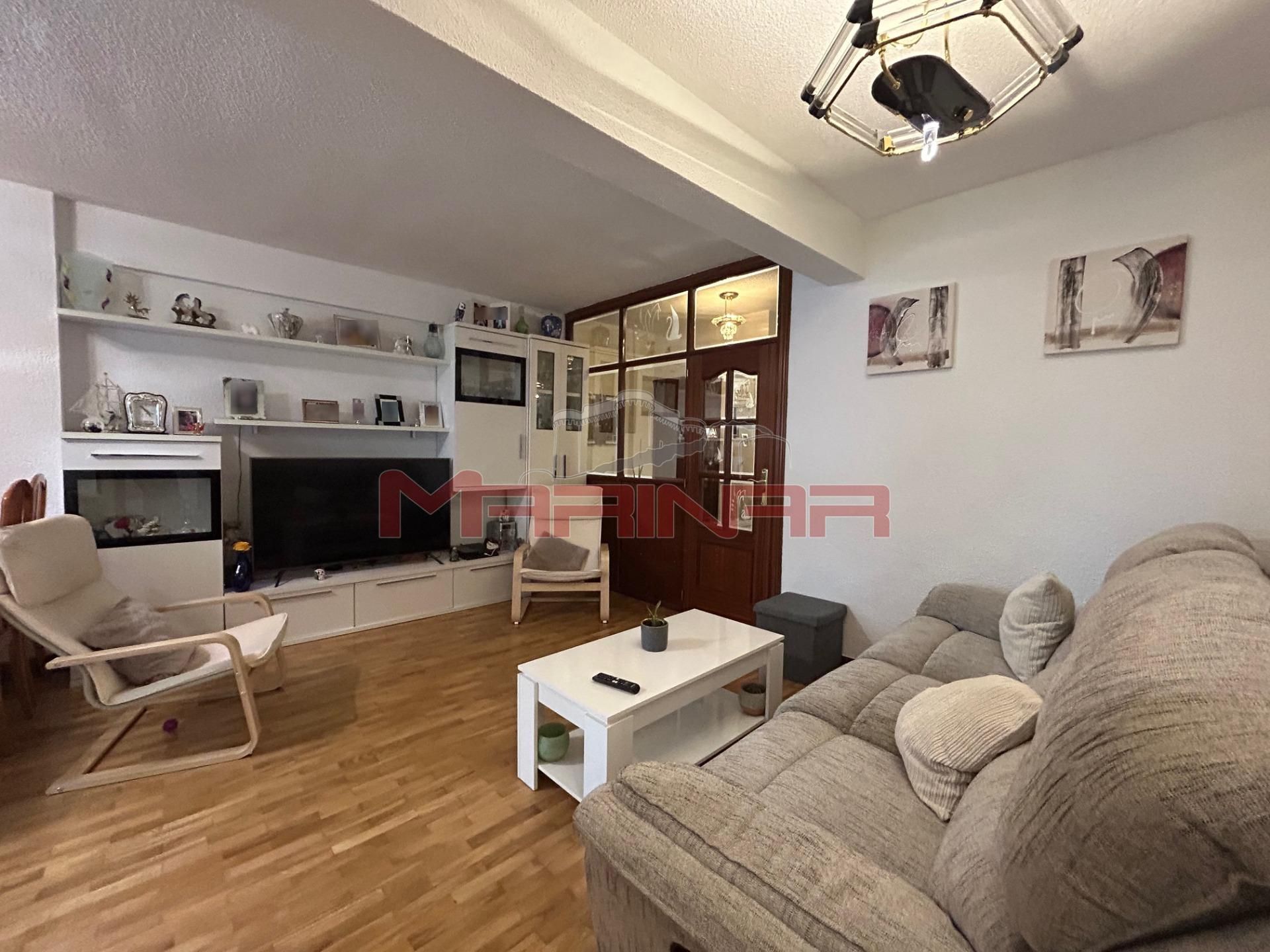 Sala d'estar de Pis en venda en Fuenlabrada amb Aire condicionat, Calefacció i Traster