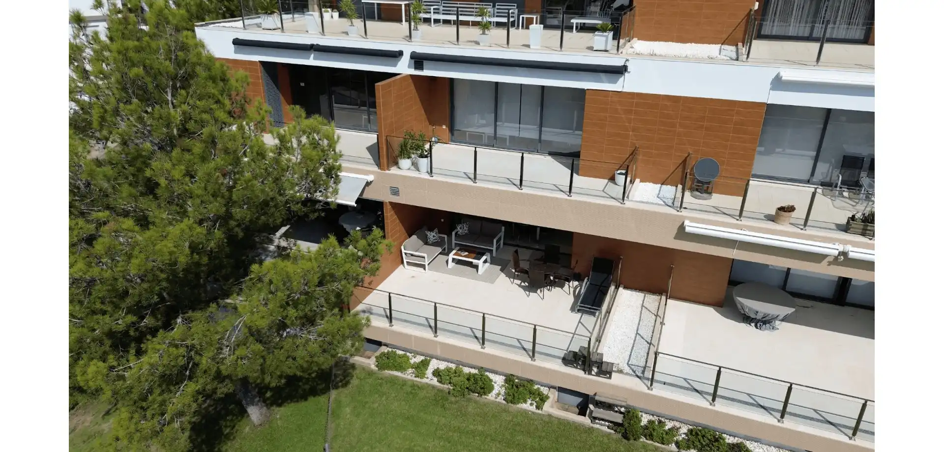 Vista exterior de Pis en venda en Orihuela amb Aire condicionat, Terrassa i Piscina