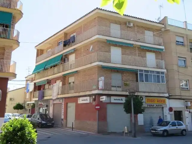 Vista exterior de Piso en venta en Peligros