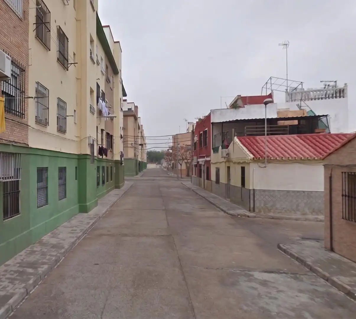 Vista exterior de Casa o xalet en venda en Sevilla