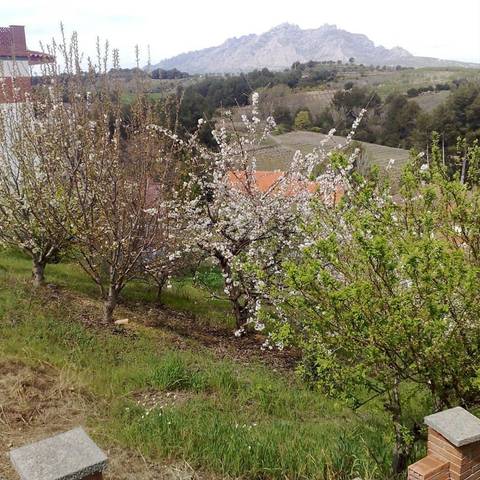 Terreno residencial en Venta en Abrera