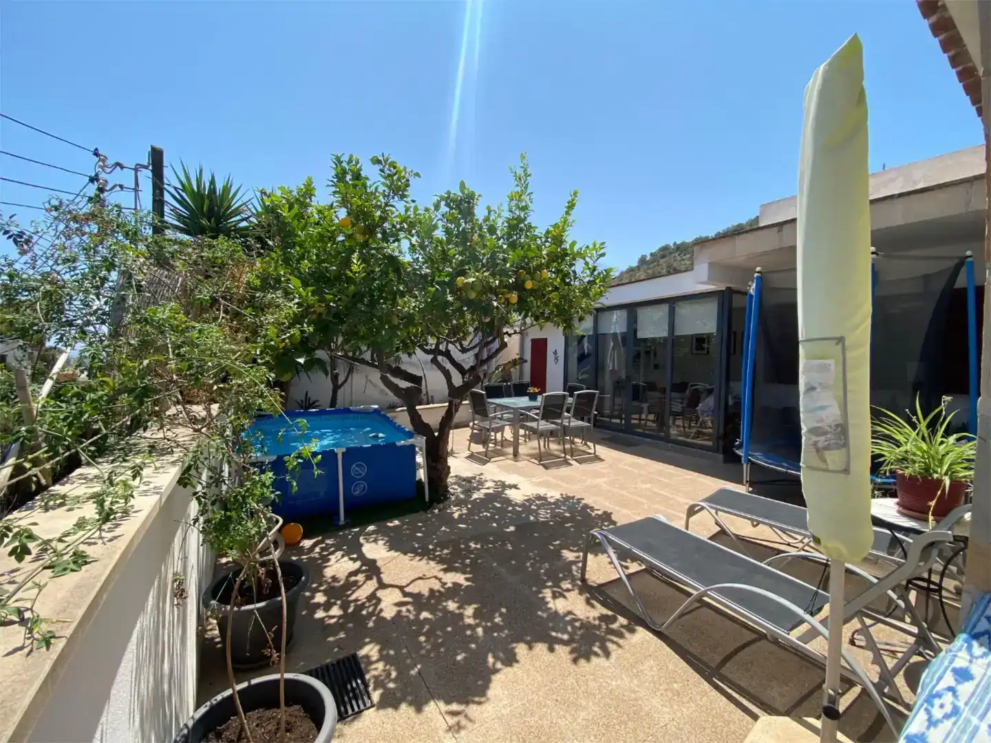 Terrasse von Wohnung zum Verkauf in  Palma de Mallorca mit Klimaanlage, Privatgarten und Abstellraum