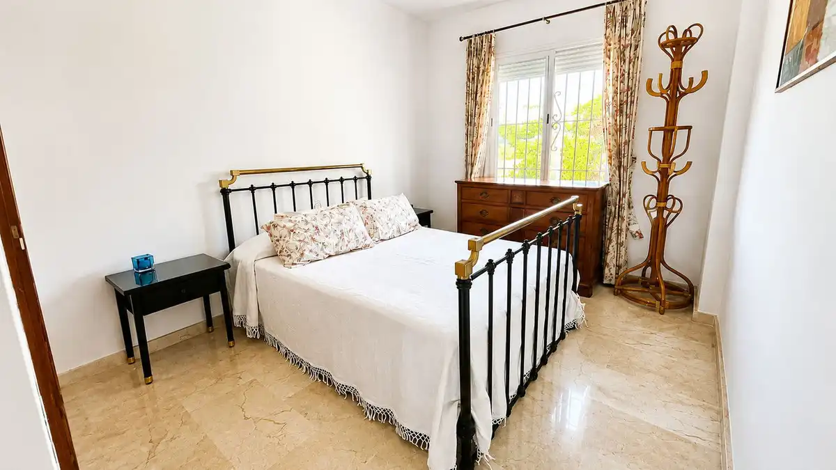 Bedroom of Duplexes for sale in Marbella  with Air Conditioner, Heating and Private garden