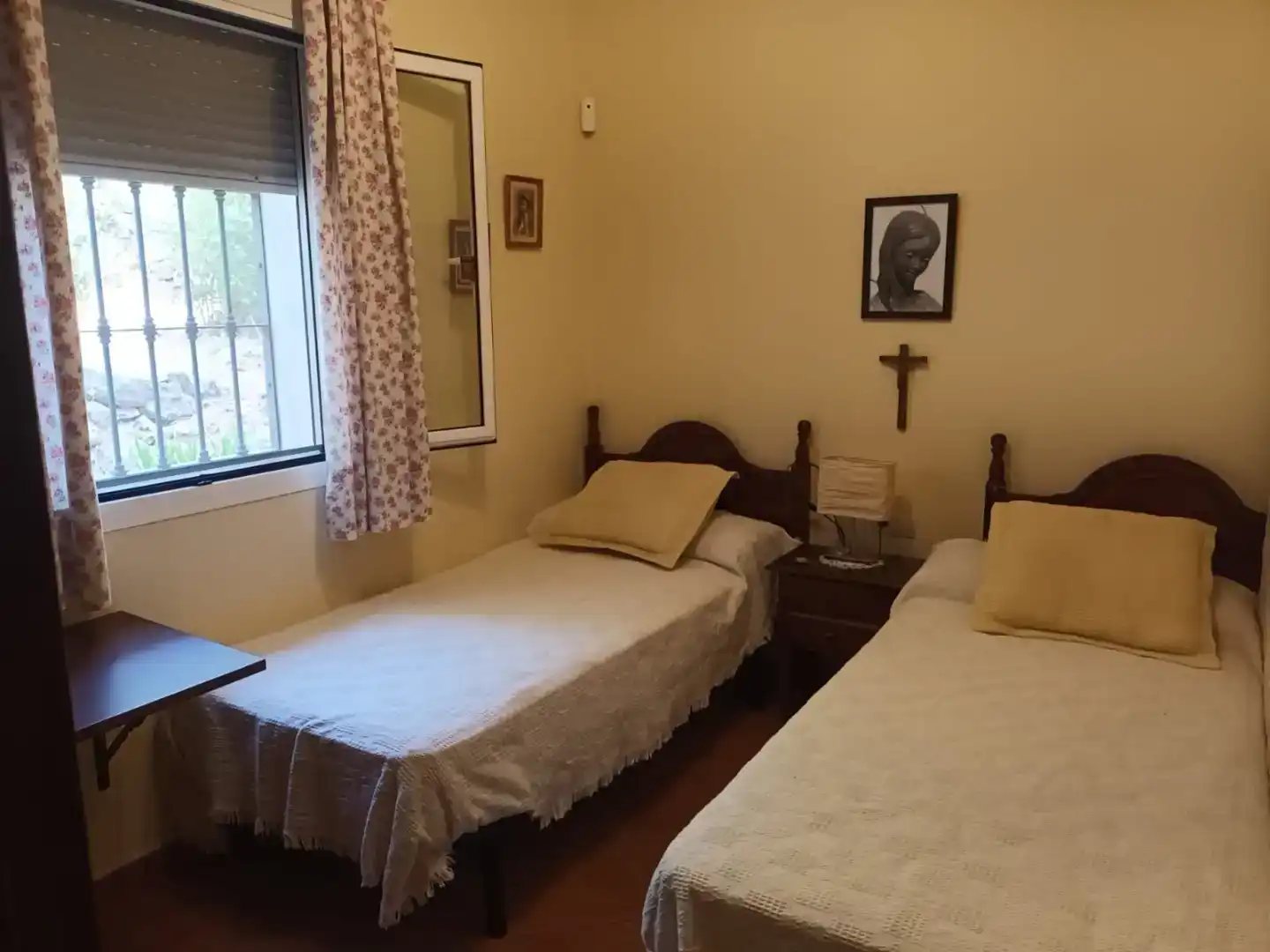 Dormitori de Finca rústica en venda en Yunquera amb Piscina