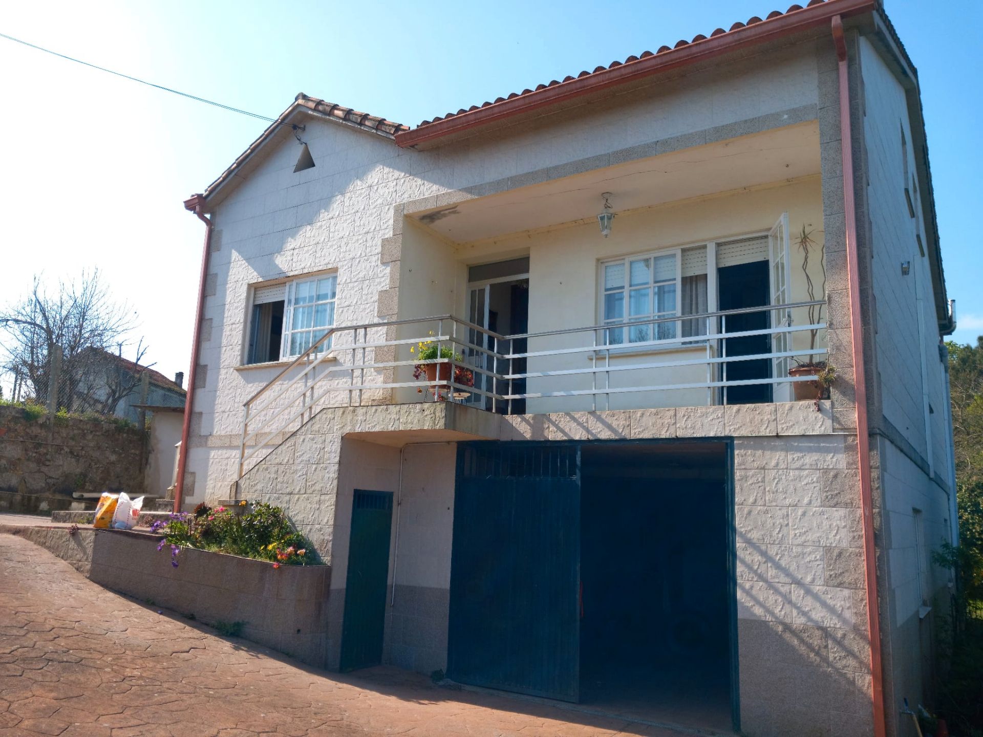 Exterior view of House or chalet for sale in Vilagarcía de Arousa  with Heating, Storage room and Furnished