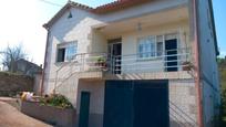 Vista exterior de Casa o xalet en venda en Vilagarcía de Arousa amb Calefacció, Traster i Moblat