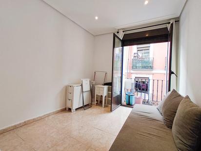 Bedroom of Apartment to rent in  Madrid Capital