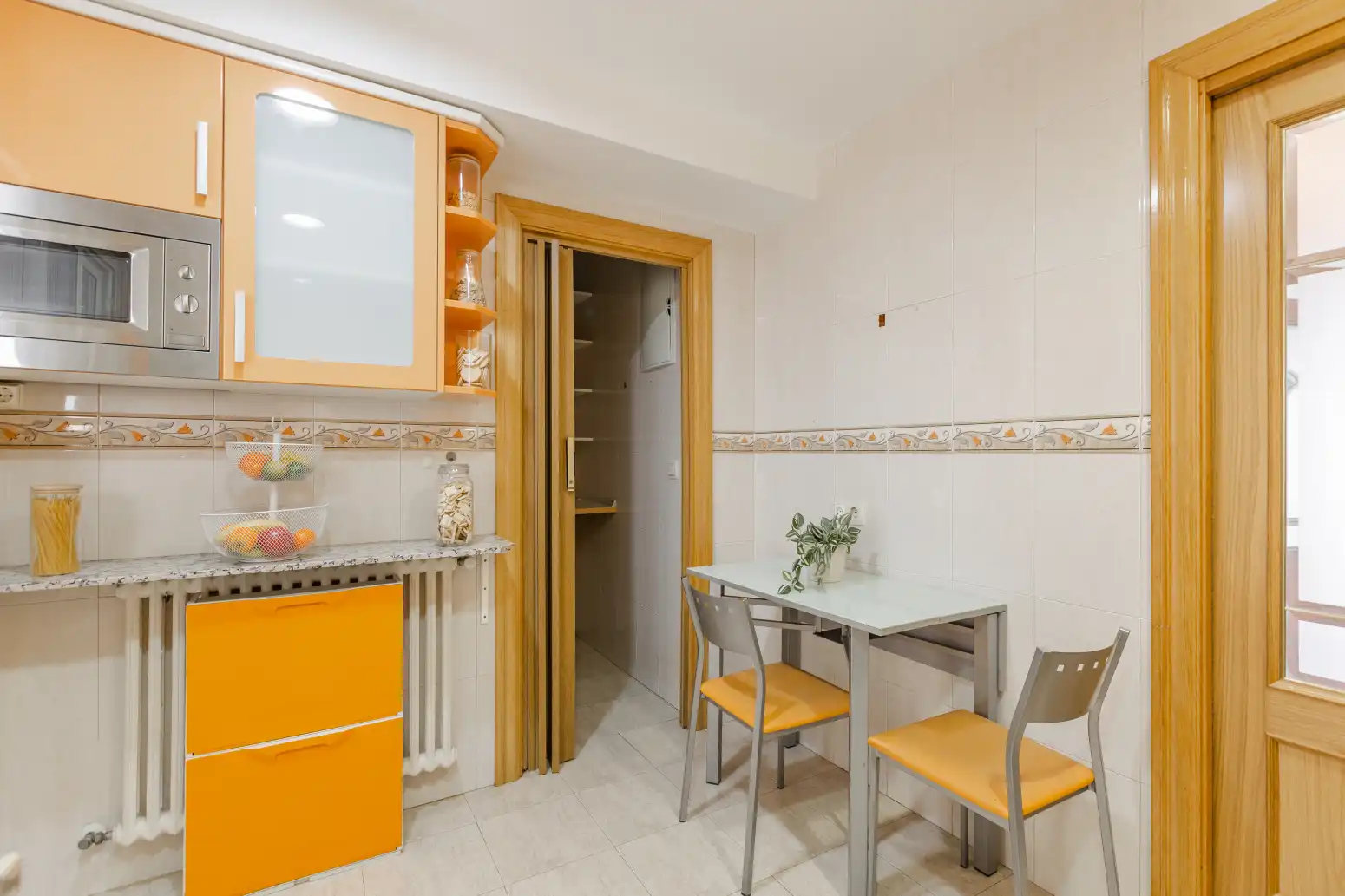 Kitchen of Flat for sale in  Pamplona / Iruña  with Heating, Parquet flooring and Terrace