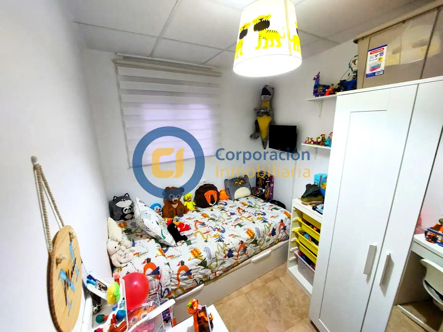 Habitación de Ático en venta en Lorca con Aire acondicionado, Terraza y Trastero