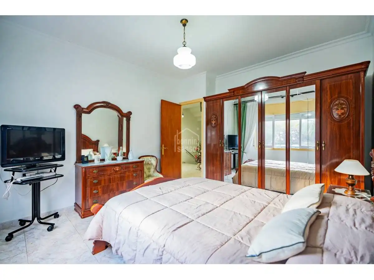 Dormitori de Casa o xalet en venda en Es Castell amb Jardí privat i Terrassa
