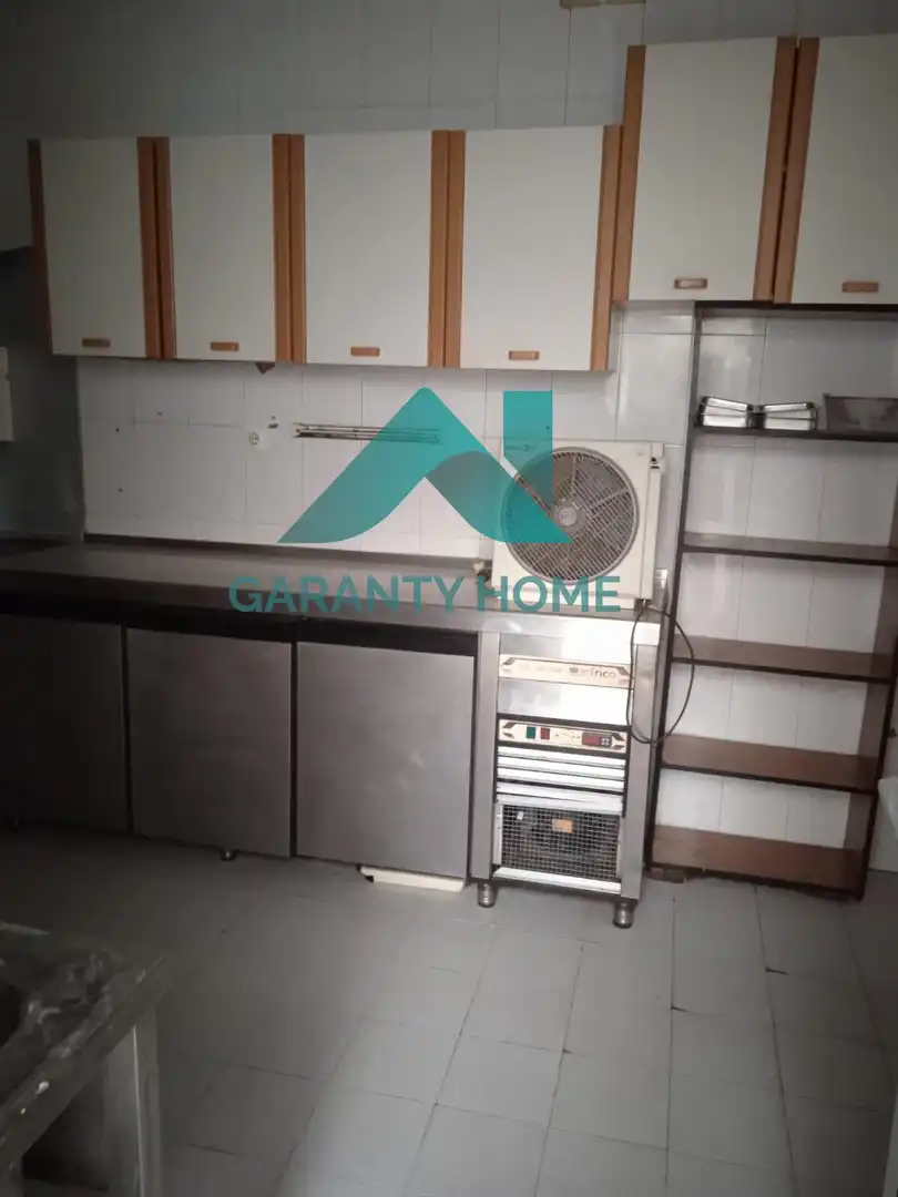 Cocina de Local de alquiler en Casar de Cáceres con Aire acondicionado y Amueblado