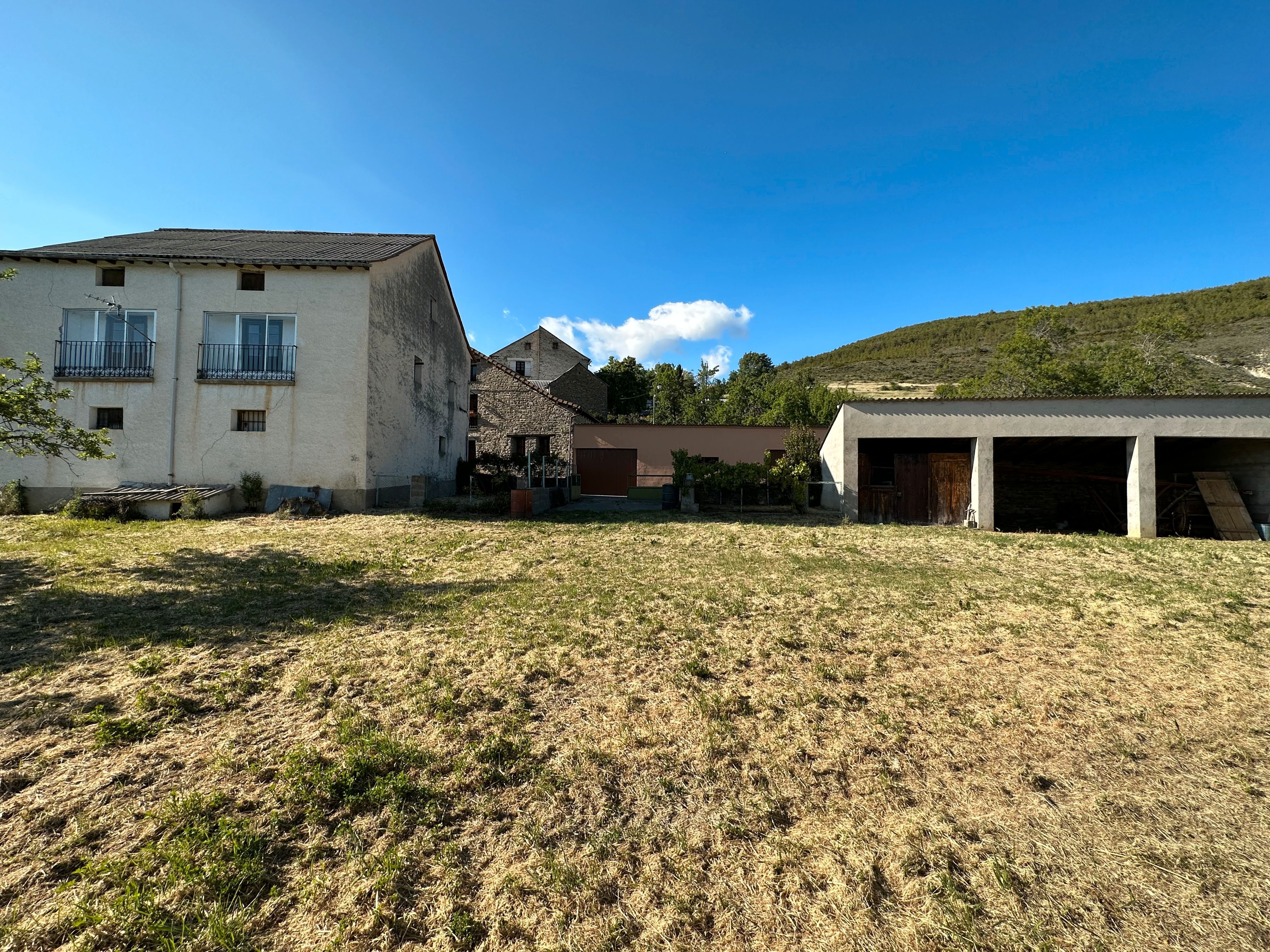 House or chalet for sale in Jaca  with Private garden, Terrace and Storage room