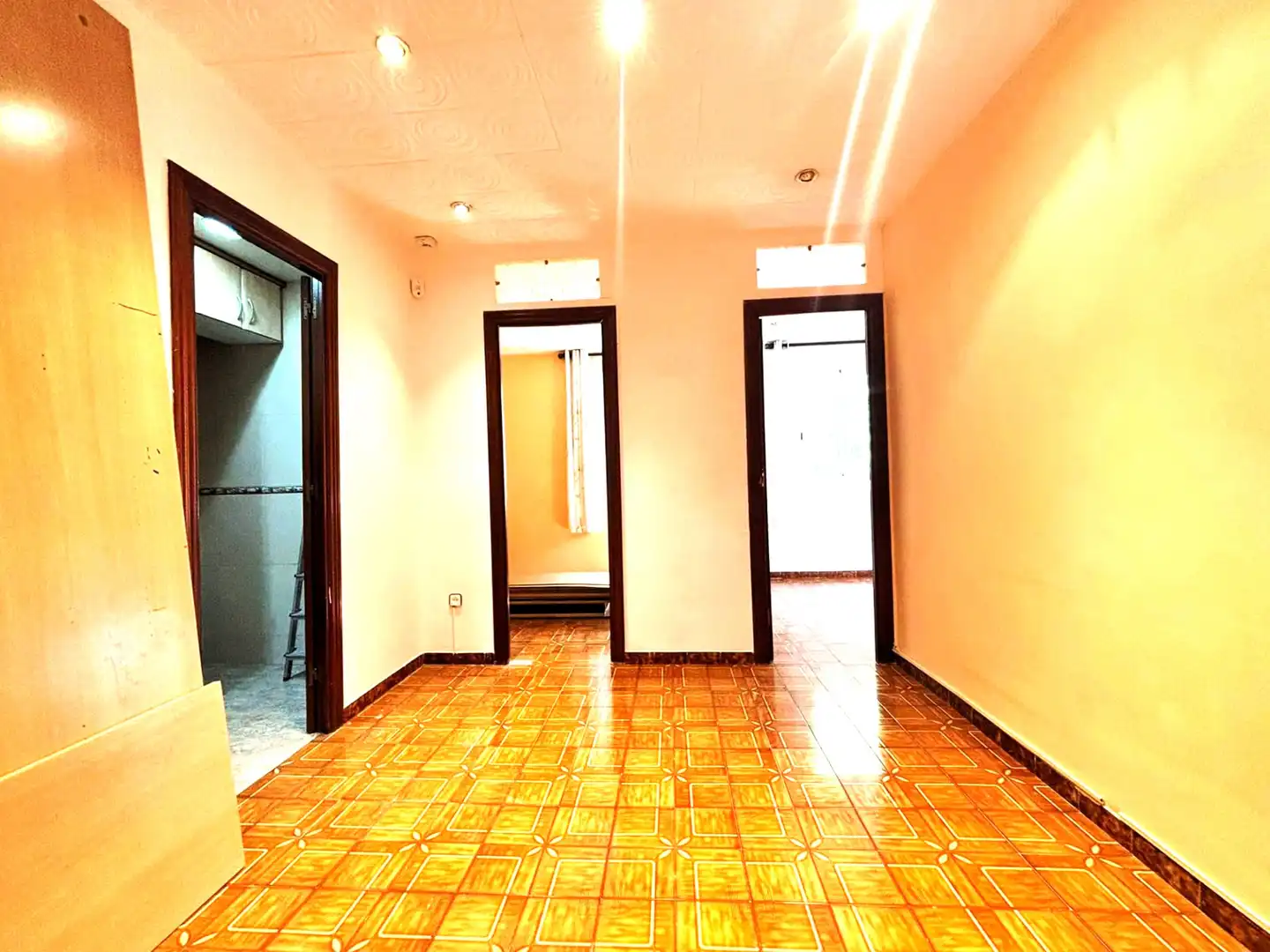 Flat for sale in  Barcelona Capital  with Heating