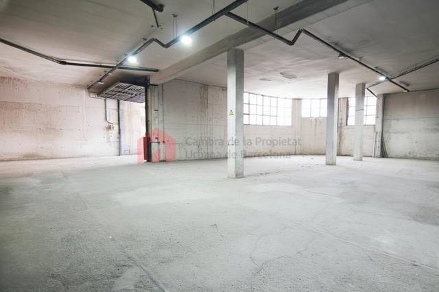 Local comercial en Venta en Singuerlín
