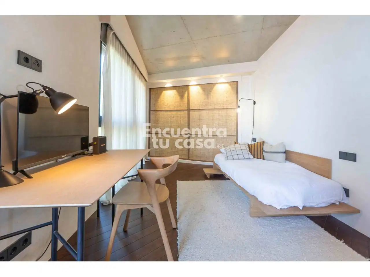 Dormitori de Casa o xalet en venda en Donostia - San Sebastián  amb Jardí privat, Terrassa i Piscina