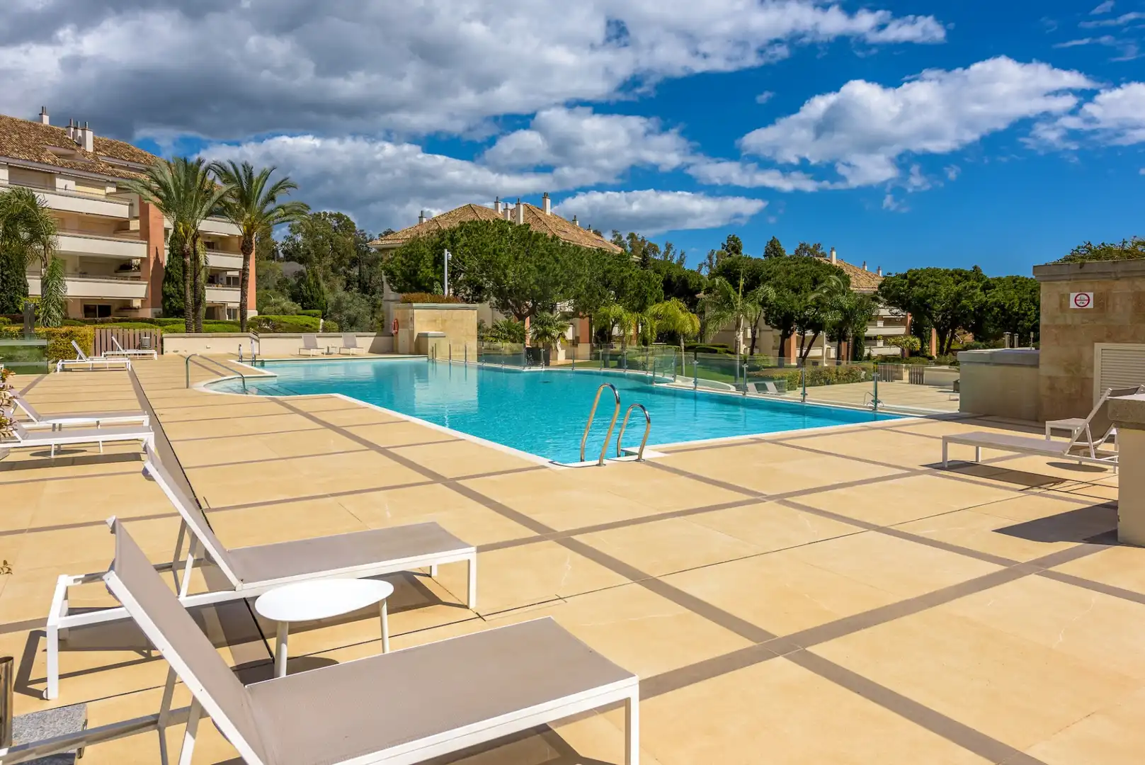 Ático con piscina en venta en Milla de Oro, imagen 13