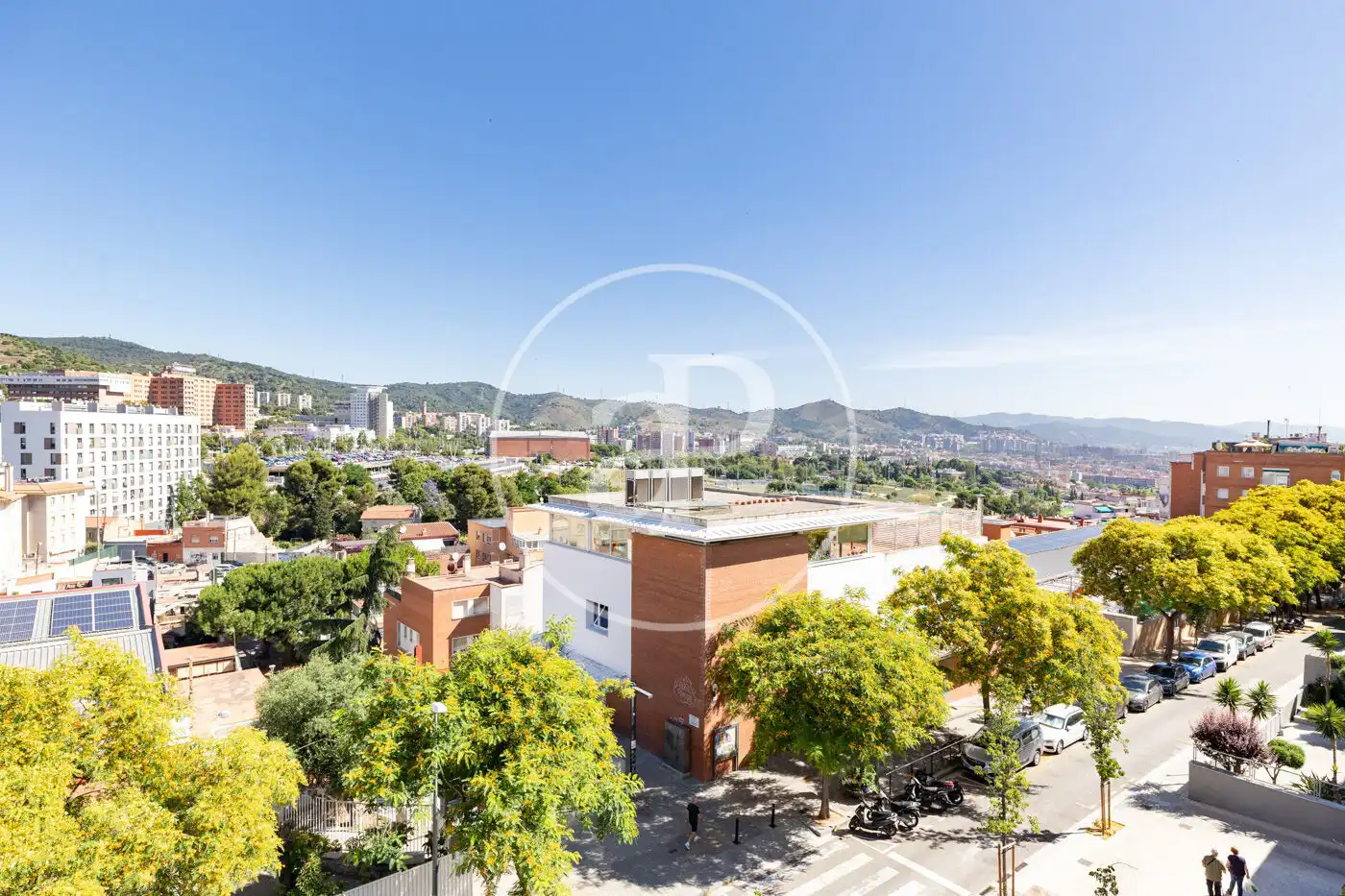 Vista exterior de Piso en venta en Barcelona con Aire acondicionado, Calefacción y Terraza