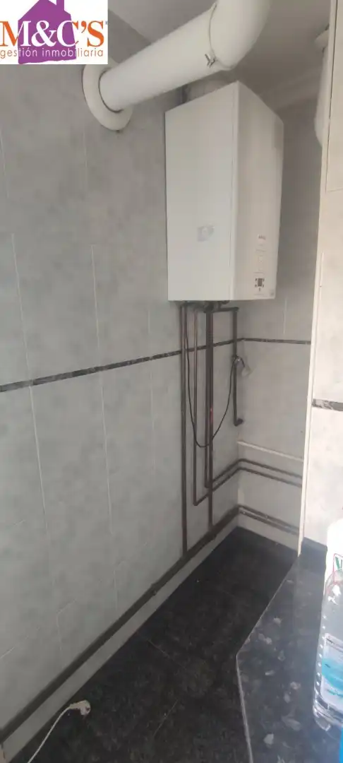Baño de Piso en venta en Puertollano con Aire acondicionado, Calefacción y Amueblado