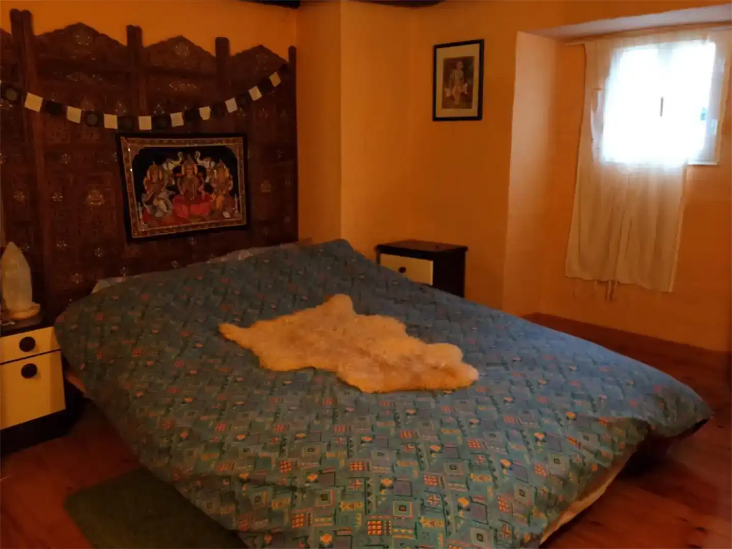 Dormitori de Finca rústica en venda en Burgos amb Jardí privat, Parquet i Moblat
