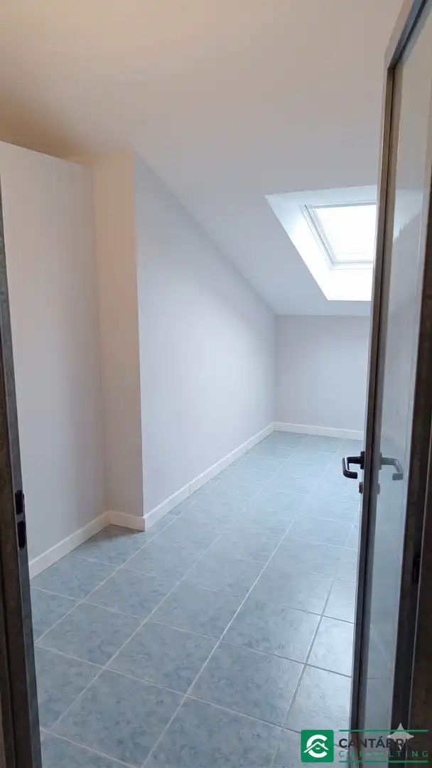 Wohnung zum Verkauf in Navia mit Heizung, Parkett und Terrasse