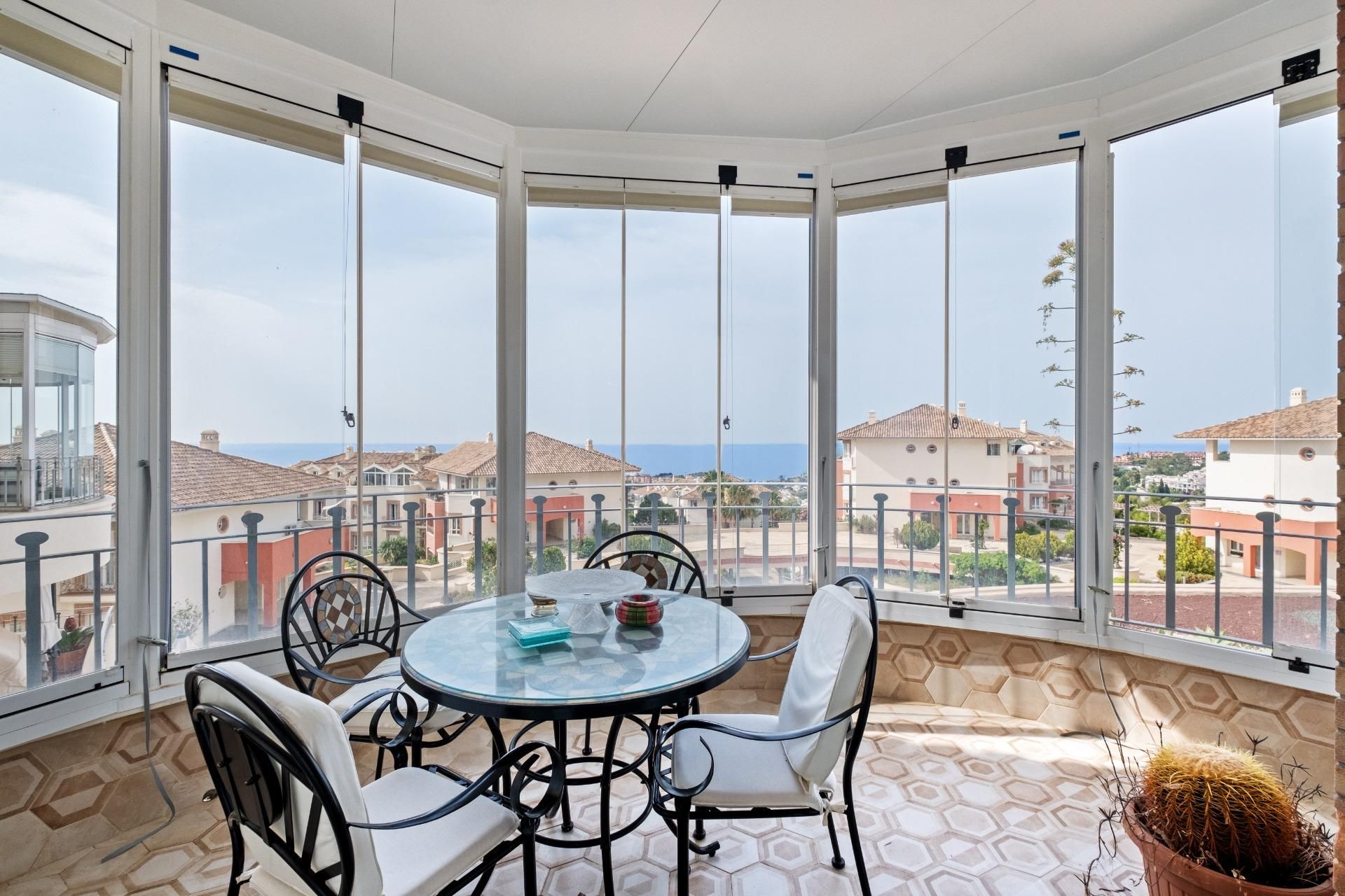 Terrassa de Apartament en venda en Benalmádena amb Aire condicionat, Calefacció i Jardí privat